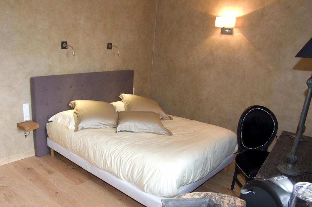 Charme & Business Hotel Lyon 리모네스트 객실 사진